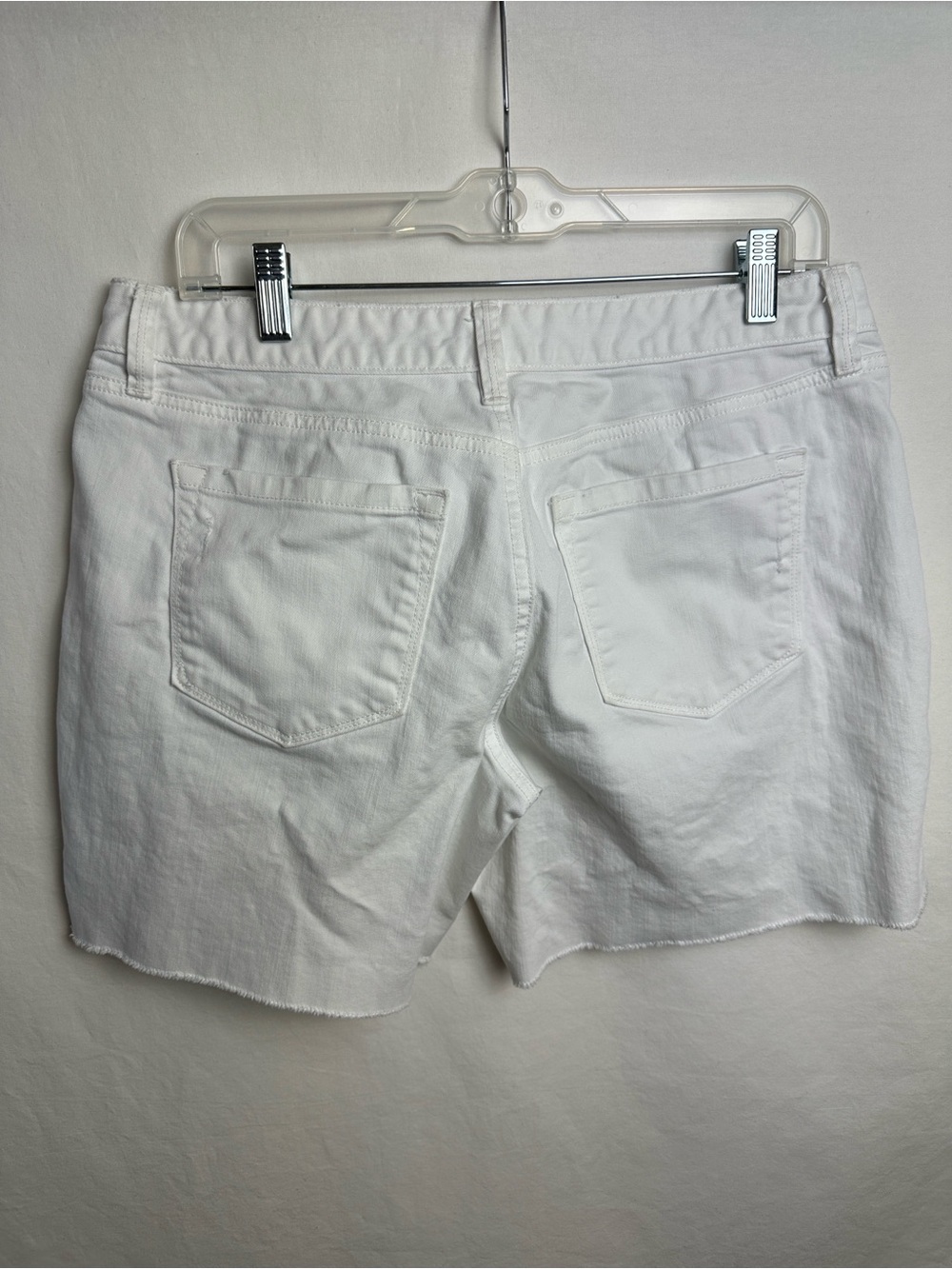 Ann Taylor LOFT white cutoff jean shorts, size 12 - Picture 5 of 7